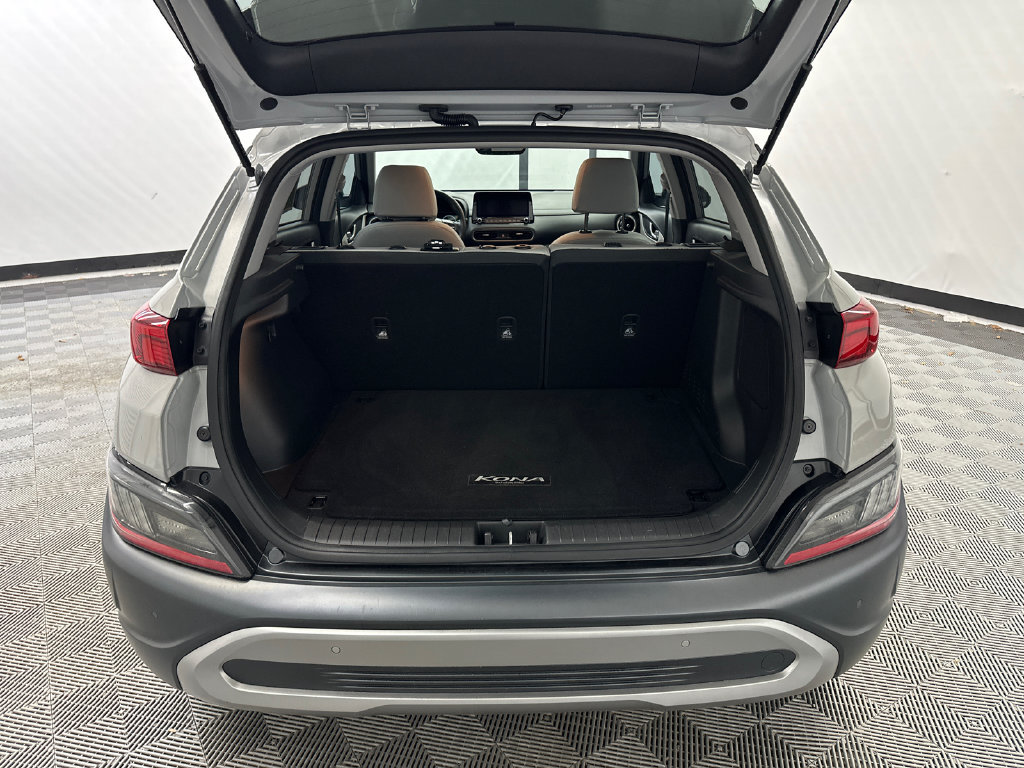 Used 2023 Hyundai Kona Limited FWD image 19