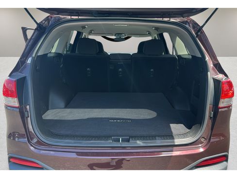 Used 2018 Kia Sorento FWD image 20