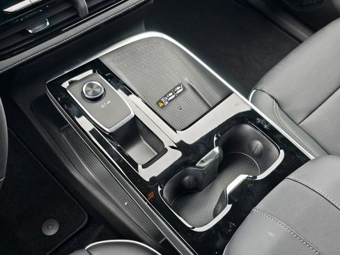 New 2026 Buick Enclave Preferred w/ Power Package image 24