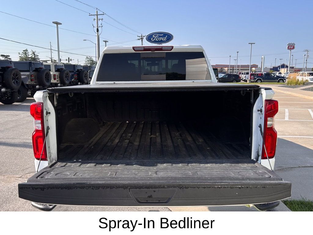 Used 2022 Chevrolet Silverado 2500 LTZ w/ LTZ Plus Package AWD/4WD image 16