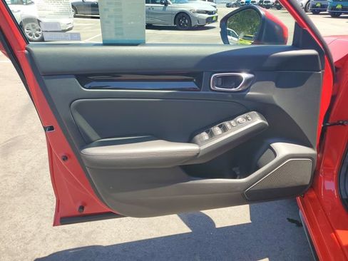 Certified 2024 Honda Civic Sport Touring image 19