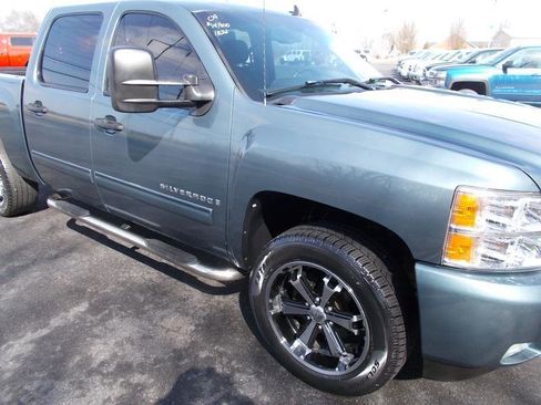 Used 2009 Chevrolet Silverado 1500 LT w/ All Star Package image 11