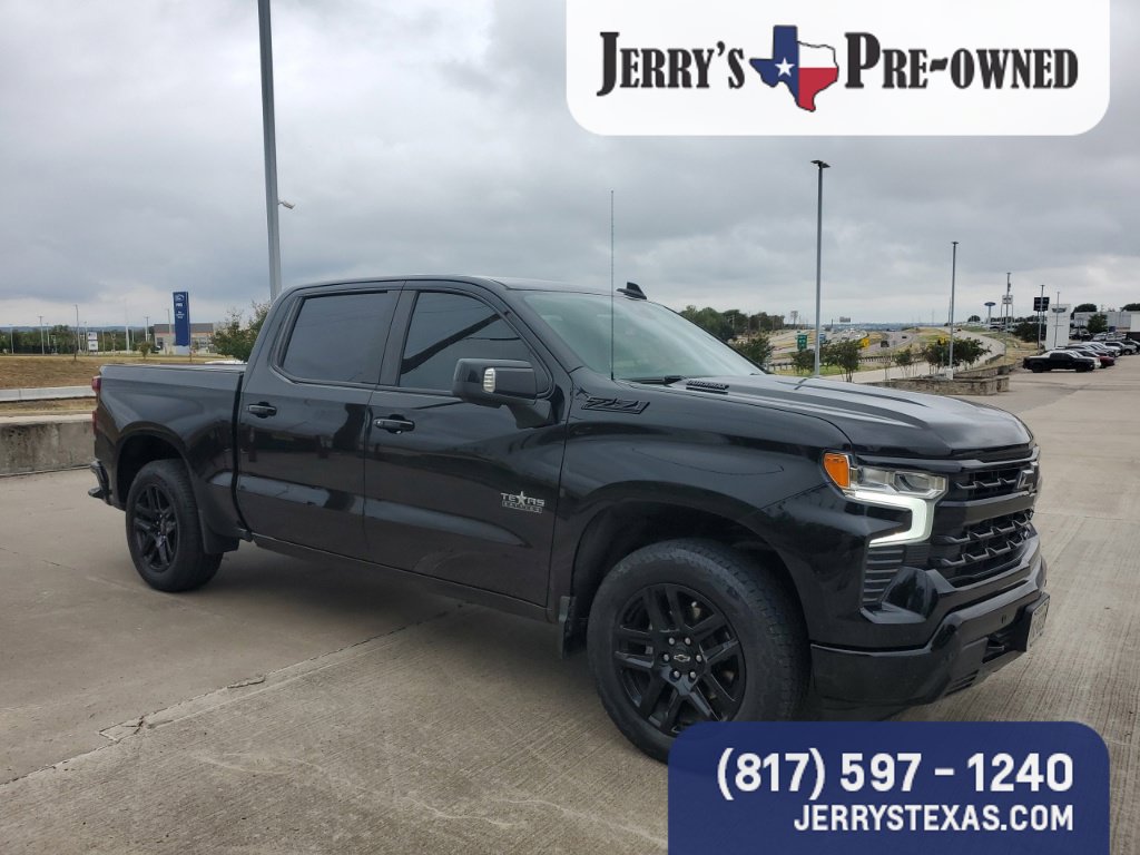 Used 2024 Chevrolet Silverado 1500 RST AWD/4WD image 2
