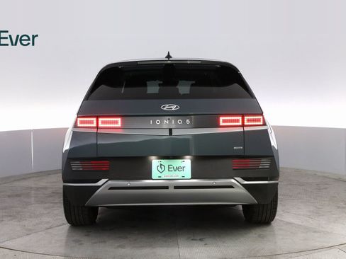 Used 2024 Hyundai Ioniq 5 SEL image 13