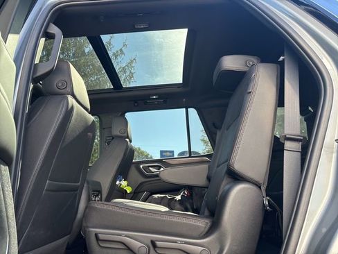 Used 2024 Chevrolet Tahoe High Country image 12