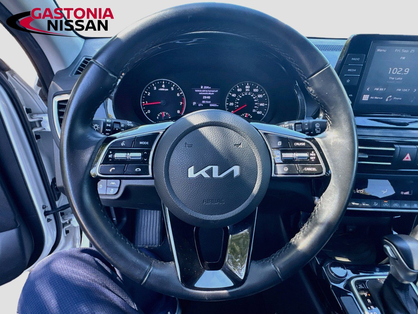 Used 2023 Kia Seltos S FWD image 14