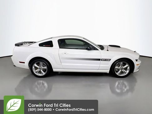 Used 2008 Ford Mustang GT Premium image 18