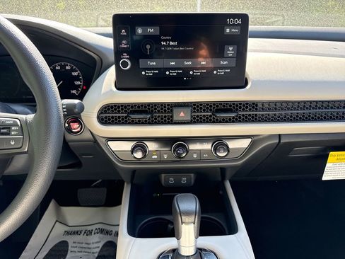 New 2026 Honda HR-V LX image 18