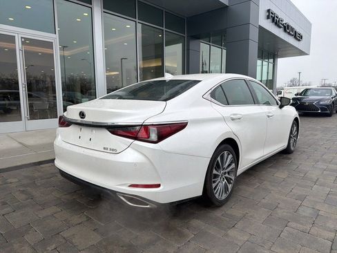 Used 2020 Lexus ES 350 w/ Premium Package image 4