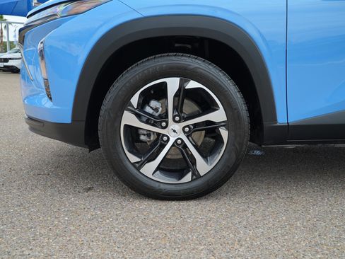 Used 2024 Chevrolet Trax RS w/ Driver Confidence Package image 12