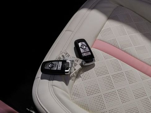 Used 2025 Ford Bronco Heritage Edition image 78