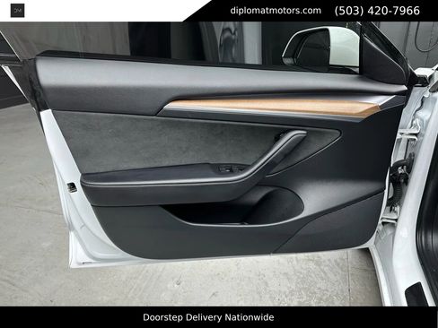 Used 2022 Tesla Model 3 Long Range image 22