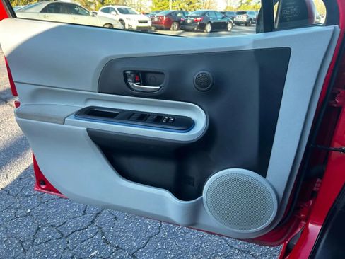 Used 2013 Toyota Prius C Two image 19