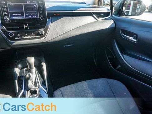 Used 2021 Toyota Corolla LE image 23