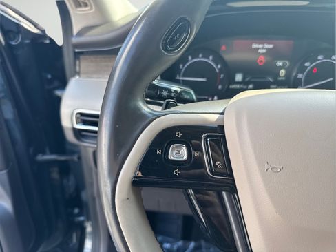 Used 2020 Lincoln Corsair Reserve w/ Equipment Group 201A FWD image 20