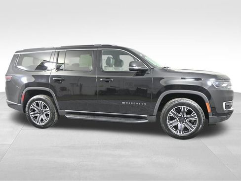 Used 2022 Jeep Wagoneer Series III image 8
