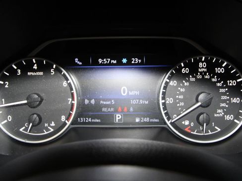 Used 2024 Nissan Murano SV w/ SV Midnight Edition Package image 10