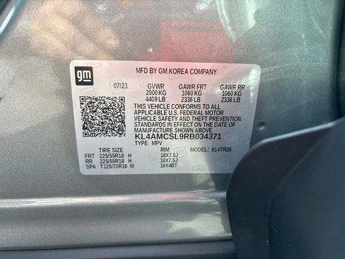 Used 2024 Buick Encore GX Preferred w/ Comfort Package AWD/4WD image 9
