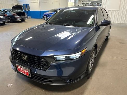 Used 2023 Honda Accord EX image 7