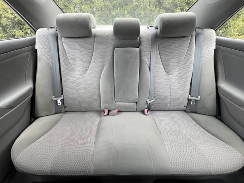 Used 2011 Toyota Camry FWD image 25
