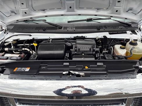 Used 2022 Ford E-350 and Econoline 350 Super Duty w/ Power Windows & Locks Group image 32