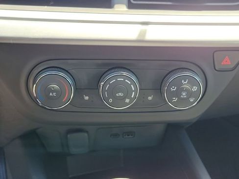 New 2026 Chevrolet Trax LS w/ LS Convenience Package FWD image 24