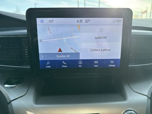 Certified 2022 Ford Explorer XLT w/ Equipment Group 202A image 26