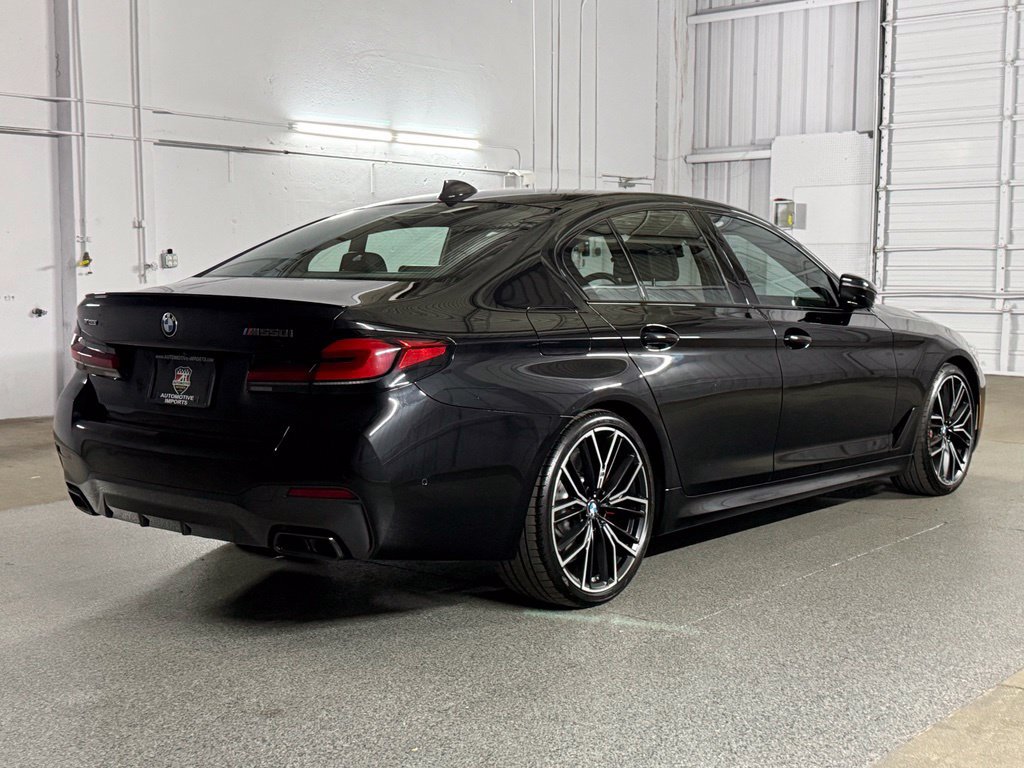 Used 2023 BMW M550i xDrive w/ Executive Package AWD/4WD image 10