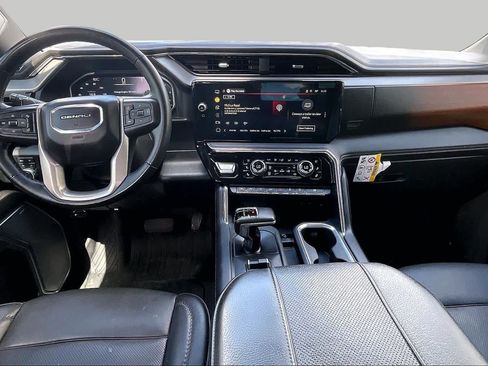 Used 2024 GMC Sierra 1500 Denali w/ Denali Reserve Package AWD/4WD image 16
