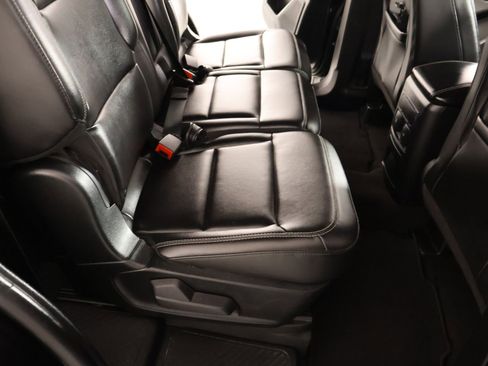 Used 2023 Ford Explorer XLT w/ Equipment Group 202A image 15