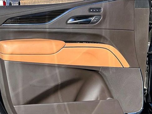 Used 2022 Cadillac Escalade ESV Sport w/ Touring Package image 20