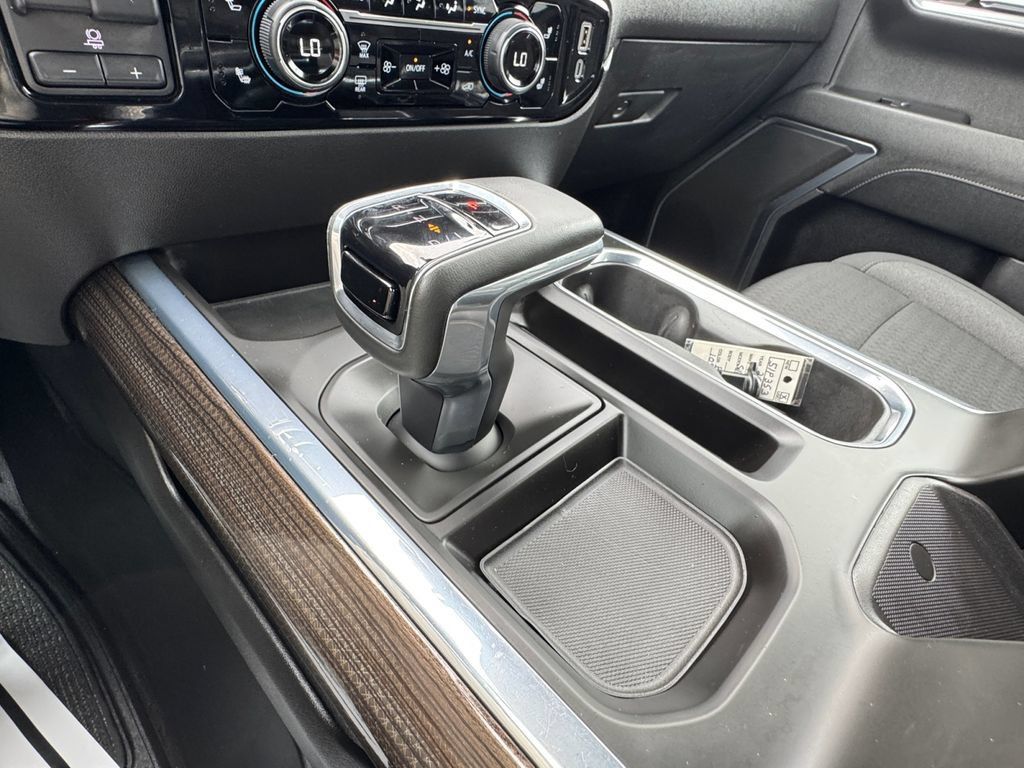Used 2024 Chevrolet Silverado 1500 RST AWD/4WD image 28