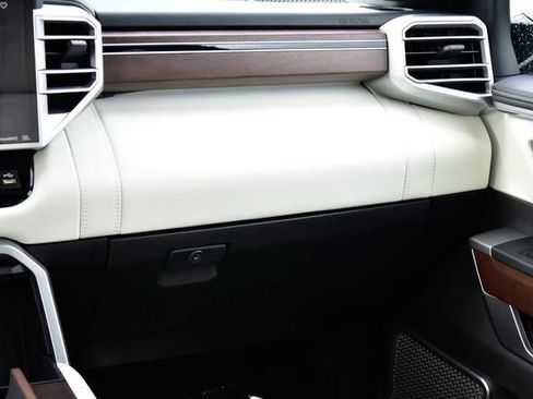 Used 2024 Toyota Sequoia Capstone image 26