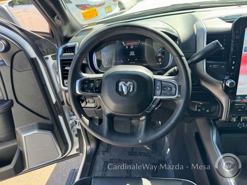 Used 2025 RAM 3500 Laramie AWD/4WD image 19
