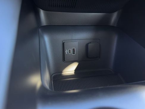 New 2026 Ford Explorer Active image 45