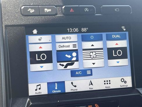 Used 2017 Ford F150 Raptor w/ Equipment Group 802A Luxury AWD/4WD image 23