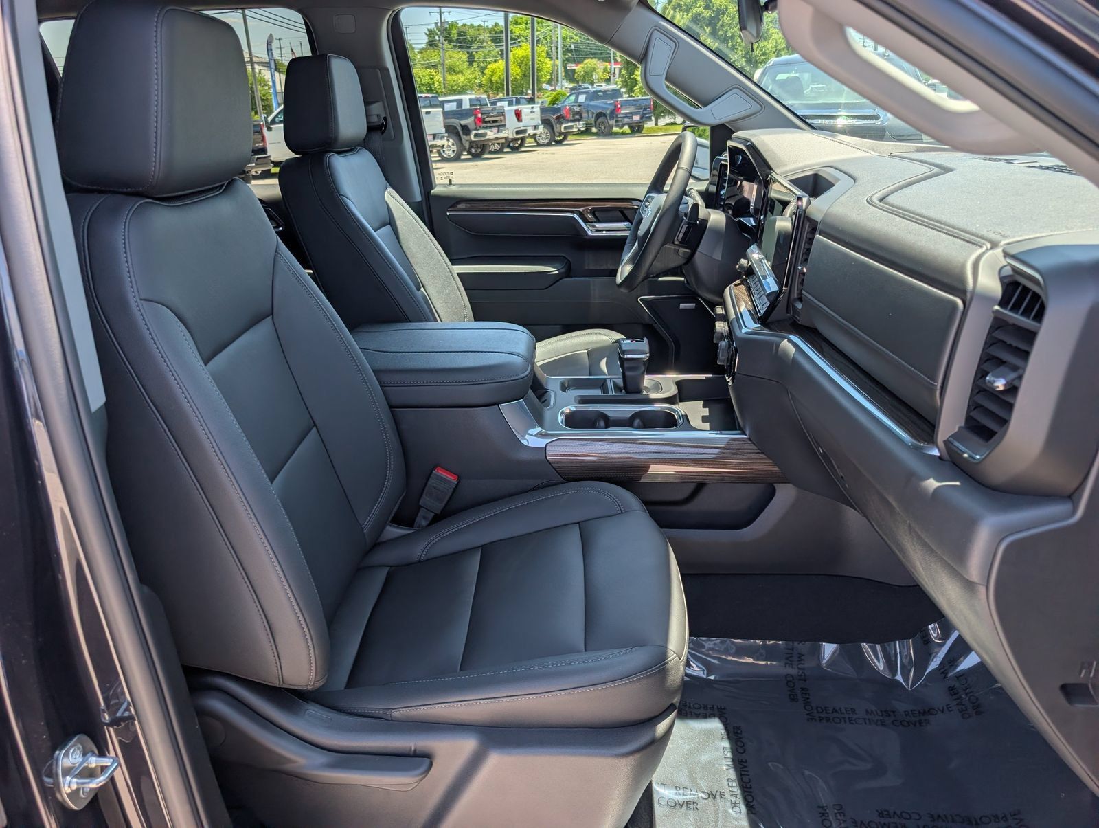 Used 2024 Chevrolet Silverado 1500 RST w/ All Star Edition Plus AWD/4WD image 13