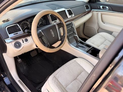 Used 2009 Lincoln MKS AWD image 9