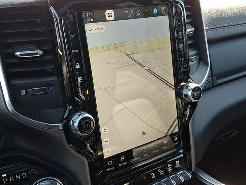 Used 2023 RAM 1500 Laramie image 25