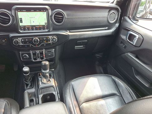 Used 2023 Jeep Wrangler Unlimited Sahara w/ Cold Weather Group AWD/4WD image 11