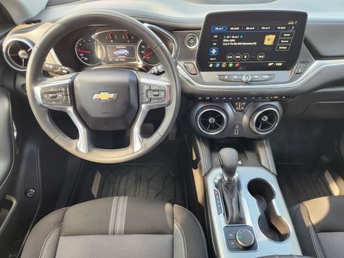 Used 2024 Chevrolet Blazer LT w/ Convenience Package FWD image 27