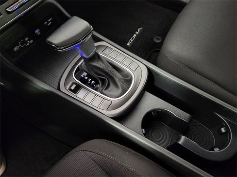 Certified 2025 Hyundai Kona SEL image 22