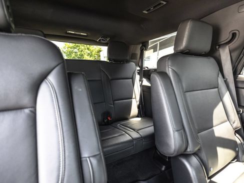 Used 2021 Chevrolet Tahoe Z71 AWD/4WD image 29