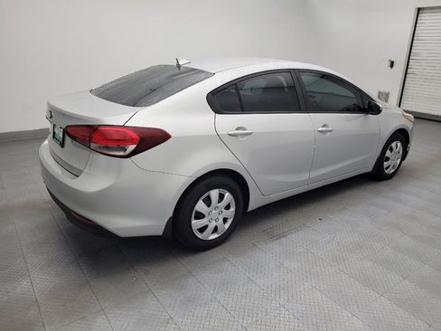 Used 2018 Kia Forte LX w/ LX Rear Camera Package FWD image 10