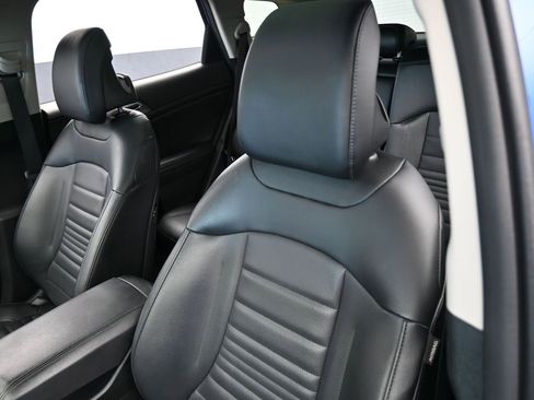 Certified 2023 Kia Sportage SX image 17