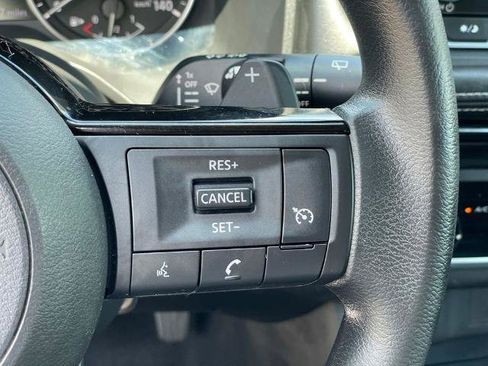 Certified 2022 Nissan Rogue S image 13