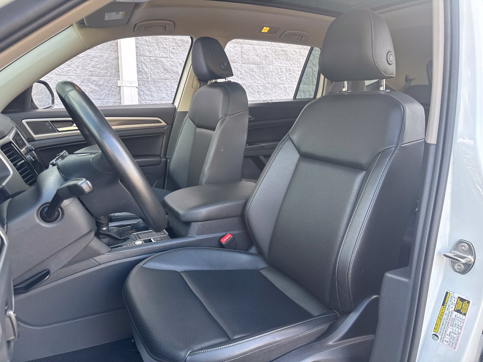 Used 2019 Volkswagen Atlas SEL FWD image 25