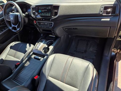 Certified 2023 Honda Passport TrailSport image 21
