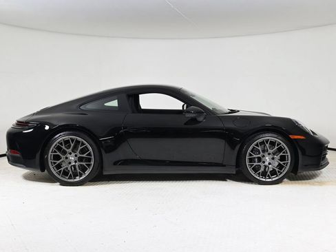 Used 2025 Porsche 911 Carrera w/ Sport Chrono Package RWD image 7