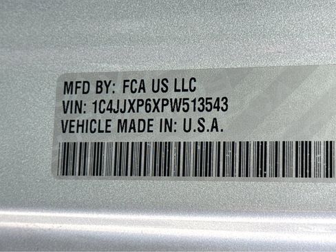 Certified 2023 Jeep Wrangler Sahara w/ Cold Weather Group image 25